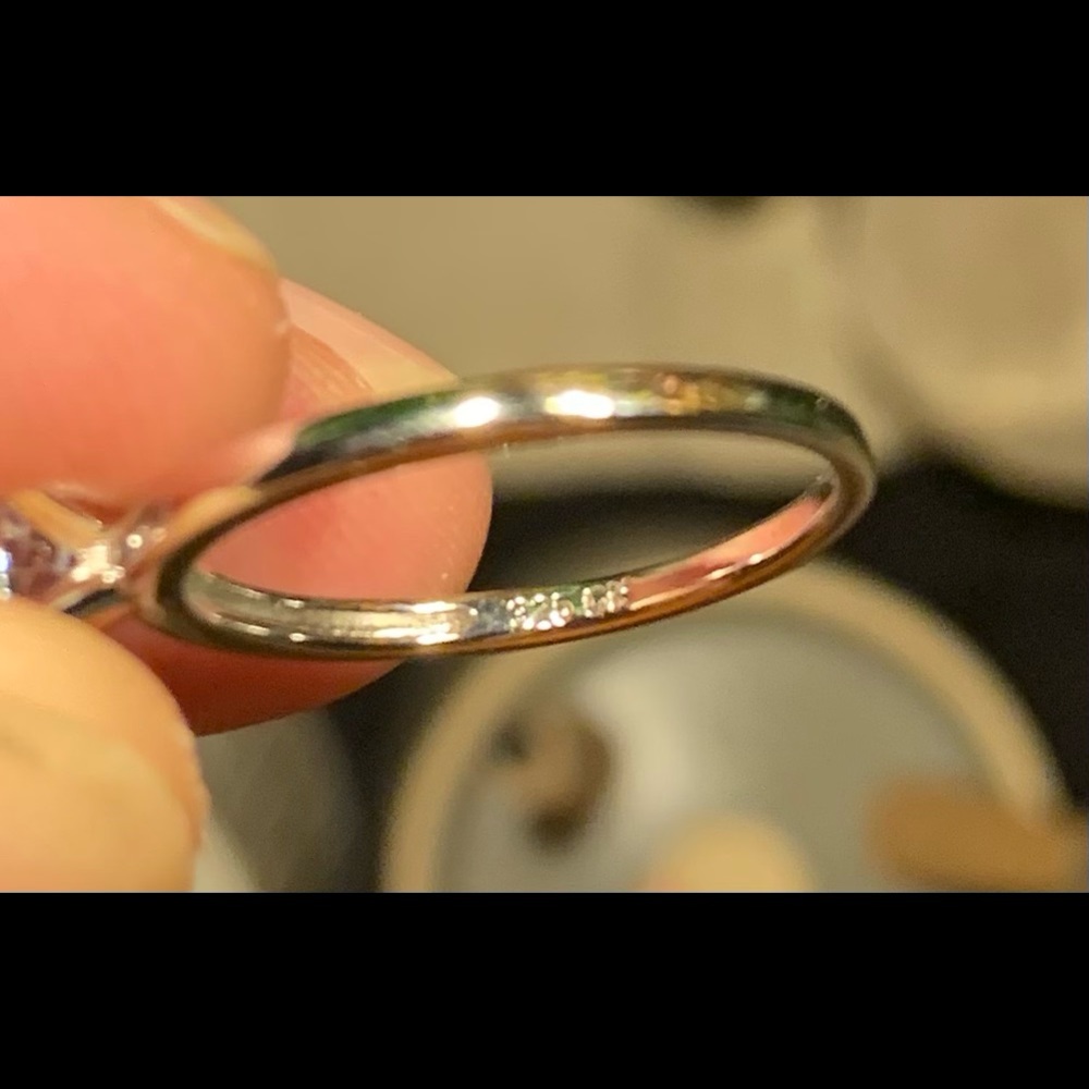 Ring - Picture 3 of 4